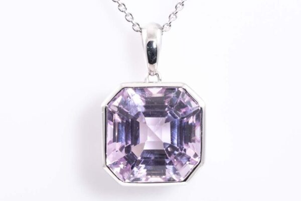 10.03ct Kunzite Pendant 18ct White Gold