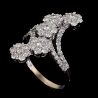 1.39ct Diamond Floral Ring - Image 3