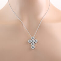 1.68ct Diamond Cross Pendant - Image 2