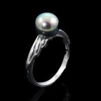 8.2mm Tahitian Pearl & Platinum Ring - Image 3