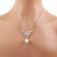 11.6mm South Sea Pearl & Diamond Pendant - Image 2