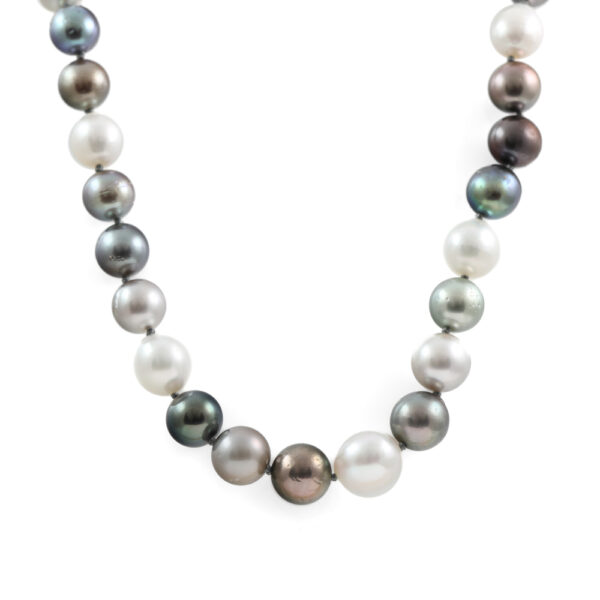 11mm – 8mm Pearl Necklace